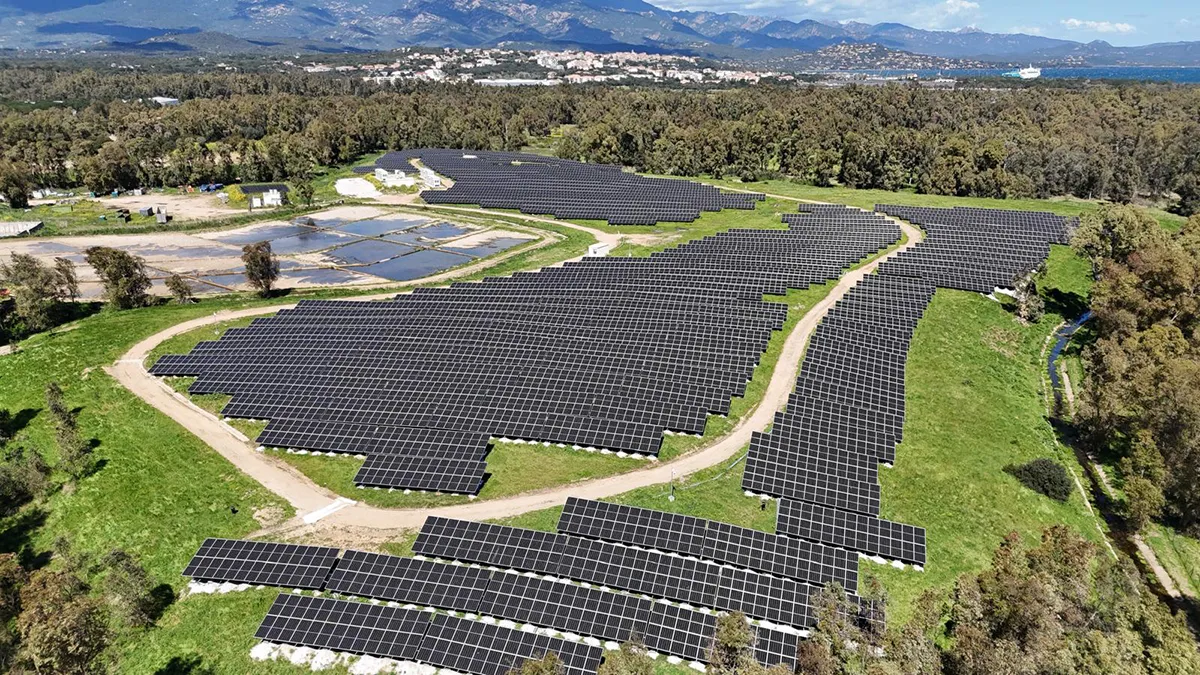 Installations Solaires en Corse et en Aples Côte d'Azur